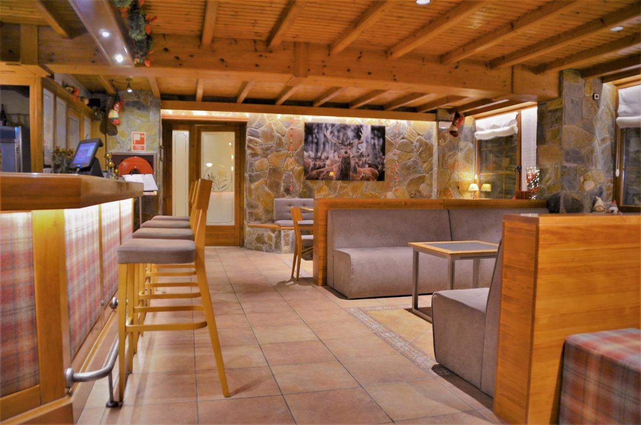 Hotel La Morera Valencia D'Aneu المظهر الخارجي الصورة