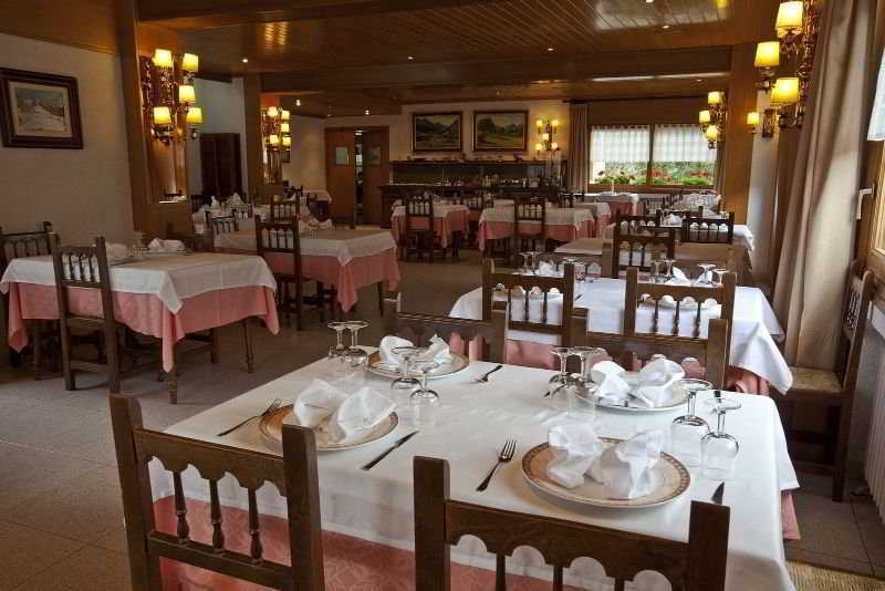 Hotel La Morera Valencia D'Aneu المظهر الخارجي الصورة