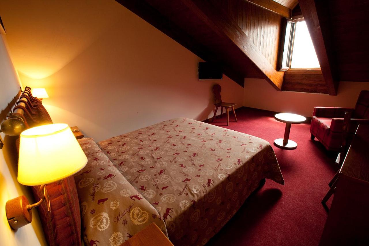 Hotel La Morera Valencia D'Aneu المظهر الخارجي الصورة